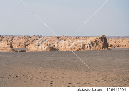 Dunhuang Yardang National Geological Park Dunhuang Yardang National Geological Park 136414604
