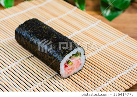 Negitoro sushi roll Negitoro sushi roll 136414773