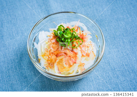 Japanese-style New Onion Salad Japanese-style New Onion Salad 136415341