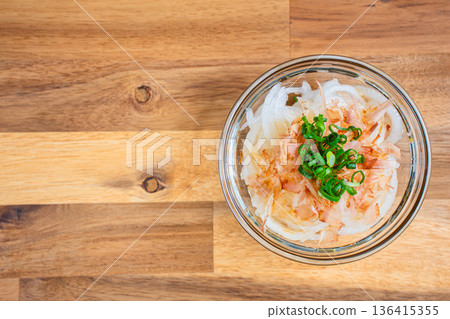 Japanese-style New Onion Salad Japanese-style New Onion Salad 136415355