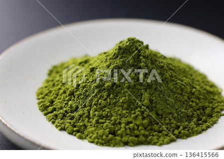 Matcha powder that evokes traditional Japanese culture Matcha powder that evokes traditional Japanese culture 136415566