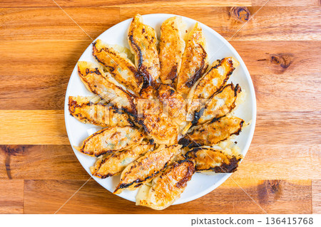 Crispy fried dumplings 136415768