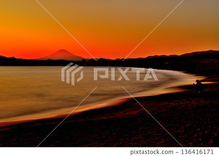 Winter evening view of Mt. Fuji from Chigasaki Coast Long exposure photography 136416171