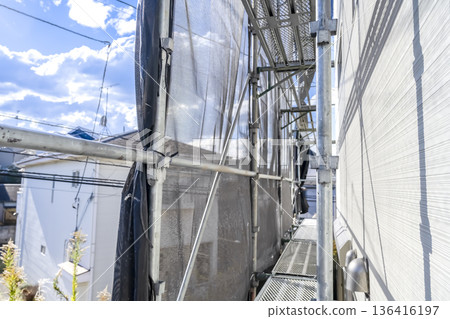 Exterior wall repair work for detached houses, exterior wall, exterior insulation renovation Exterior wall repair work for detached houses, exterior wall, exterior insulation renovation 136416197