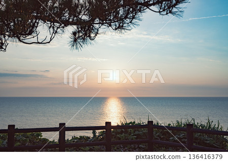 Evening view of the Sea of Japan from Cape Shiiya, Niigata Evening view of the Sea of Japan from Cape Shiiya, Niigata 136416379