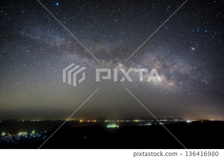 The lying Milky Way The lying Milky Way 136416980