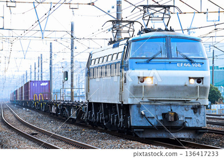 Westbound freight train 136417233