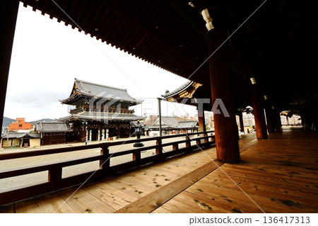 京都府京都市下京區常葉町東本願寺禦榮堂(重要文化財產),2022年2月 京都府京都市下京區常葉町東本願寺禦榮堂(重要文化財產),2022年2月 136417313