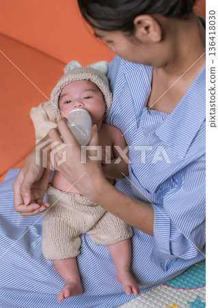 Newborn sleeping. Newborn Babies Sleep in Bed.  136418030