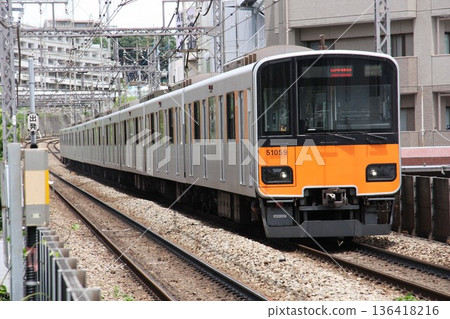 2015年6月 東武鐵道50000系列 50050型 51059 田園都會線 梓野 2015年6月 東武鐵道50000系列 50050型 51059 田園都會線 梓野 136418216