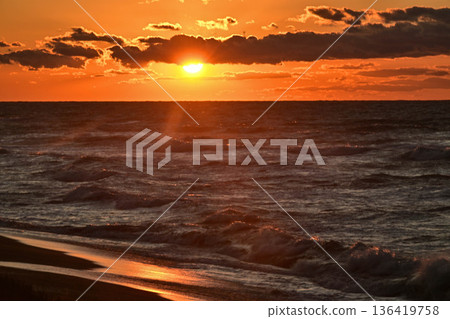 Late autumn sunset on Uchinada Coast Late autumn sunset on Uchinada Coast 136419758