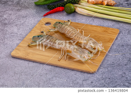 Raw mantis shrimps for cooking Raw mantis shrimps for cooking 136419804