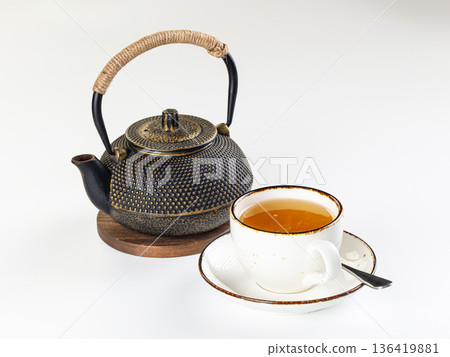 Black tea pot kettle for beverage Black tea pot kettle for beverage 136419881