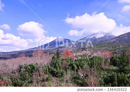 旭岳的壯麗景色 旭岳的壯麗景色 136420322