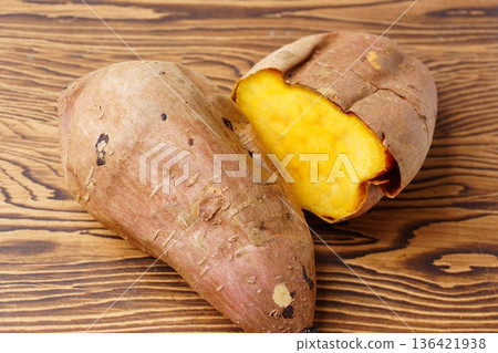 Sweet Anno sweet potato Sweet Anno sweet potato 136421938