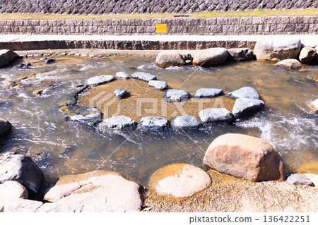Tamatsukuri Onsen: Touching the Happy Blue Agate Stone Makes You Happy Tamatsukuri Onsen: Touching the Happy Blue Agate Stone Makes You Happy 136422251
