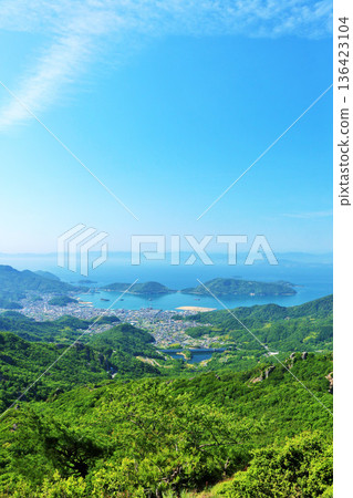 Scenery from the Kankakei Observatory in the blue sky of Shodoshima, Kagawa Prefecture Scenery from the Kankakei Observatory in the blue sky of Shodoshima, Kagawa Prefecture 136423104