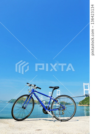 愛媛縣藍天Shimanami海道和自行車 愛媛縣藍天Shimanami海道和自行車 136423134