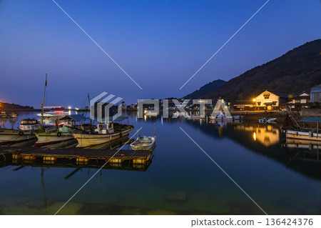 Dawn at Tomonoura Fishing Port Dawn at Tomonoura Fishing Port 136424376