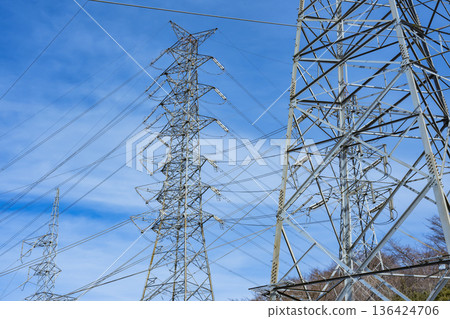 塔式高壓塔電源線 塔式高壓塔電源線 136424706