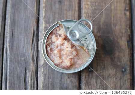 罐裝鰹魚，罐裝鮪魚 136425272