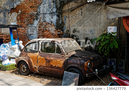 Scenery of Talat Noi, Bangkok, Thailand 136427770