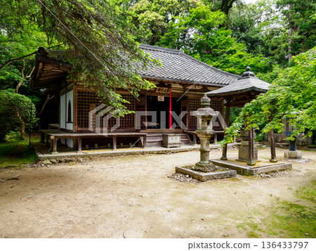 [Nara Prefecture] Chogakuji Temple, Tenri City (photographed on May 15, 2024) 136433797