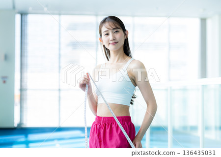 婦女的飲食形象 136435031