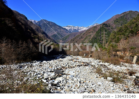 Senjojiki, Central Alps seen from the Otagiri side Senjojiki, Central Alps seen from the Otagiri side 136435140
