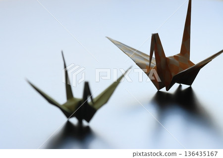 折疊紙鶴 折疊紙鶴 136435167