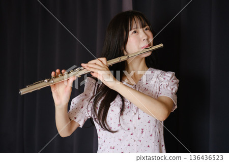 美麗的日本女性 136436523