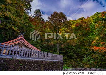 戶隱神社（長野縣）－秋葉環繞的內殿 136437116