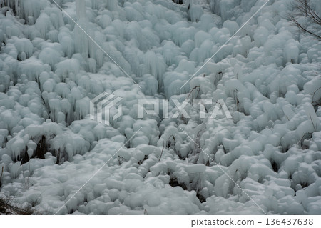 Ice pillar of ragwood 136437638