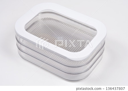 Transparent plastic food storage container Transparent plastic food storage container 136437807