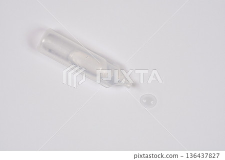 Hypertonic sea water solution plastic ampoule Hypertonic sea water solution plastic ampoule 136437827