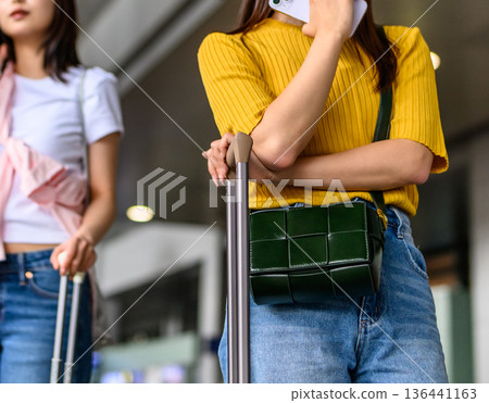 旅行期間的電話和行李 ■攝影合作：關西國際機場（KIX） 136441163