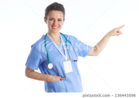 Healthcare Professional Presenting Information - Medical Service Healthcare Professional Presenting Information - Medical Service 136443896