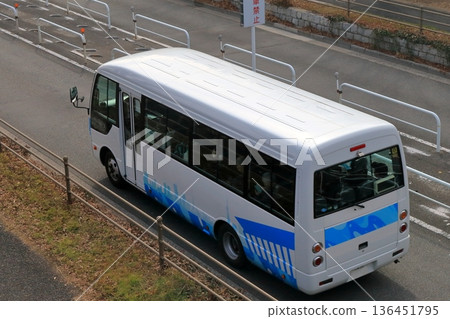 微型客車圖片 微型客車圖片 136451795