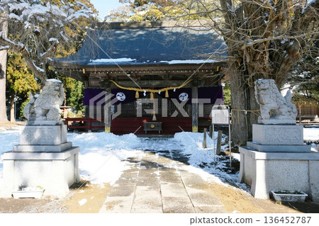 【塔古町松崎神社(坂東稻荷神社)的參拜殿與參拜道路】 【塔古町松崎神社(坂東稻荷神社)的參拜殿與參拜道路】 136452787