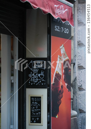 Hungary_Budapest city 136454513