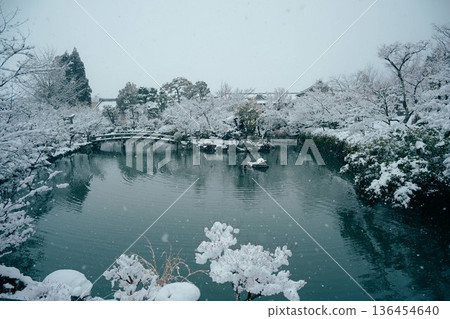 永堂被雪覆蓋 永堂被雪覆蓋 136454640