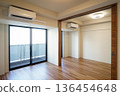 Indoor photo 136454648