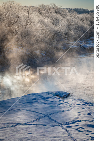 A fantastic view of Otowa Bridge and a wind storm in the early winter morning in Tsurui Village, Hokkaido A fantastic view of Otowa Bridge and a wind storm in the early winter morning in Tsurui Village, Hokkaido 136455980