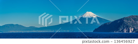 Panorama of Mt. Fuji from Fujimi Parking Lot [Numazu City, Shizuoka Prefecture] 136456927