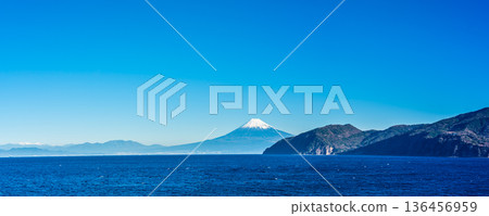 Panorama of Mt. Fuji from Fujimi Parking Lot [Numazu City, Shizuoka Prefecture] 136456959