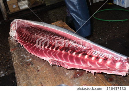 鮪魚柳切刺身 136457180