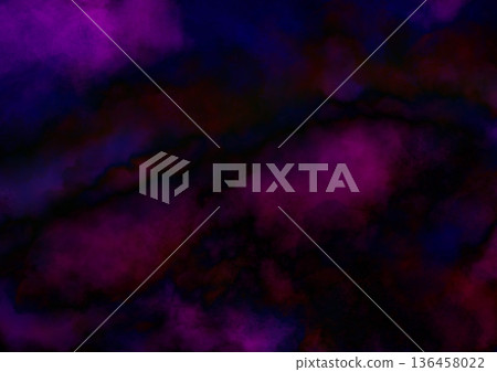 黑色背景上的模糊藍紫色背景影像 136458022