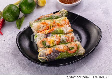 Vietnamese spring roll with prawn Vietnamese spring roll with prawn 136460125