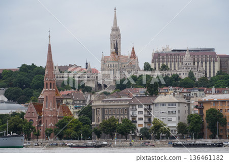 Hungary_Budapest_Banks of the Danube 136461182
