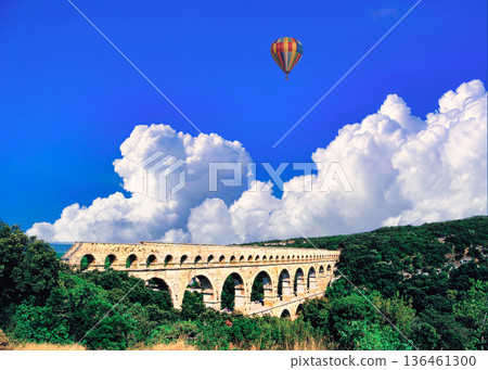 Spectacular view of the Pont du Gard aqueduct, a World Heritage Site 136461300